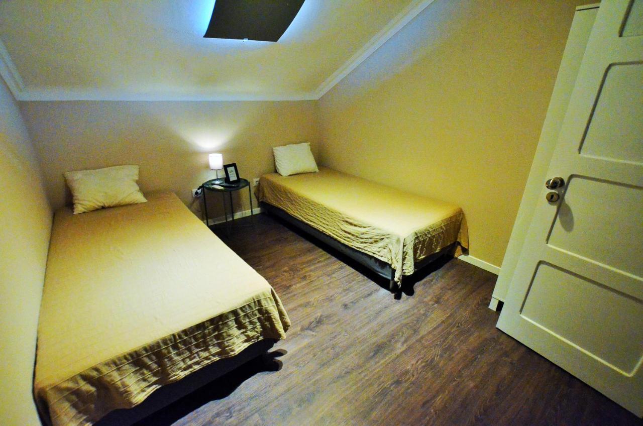 Rooms Dp 塞图巴尔 外观 照片