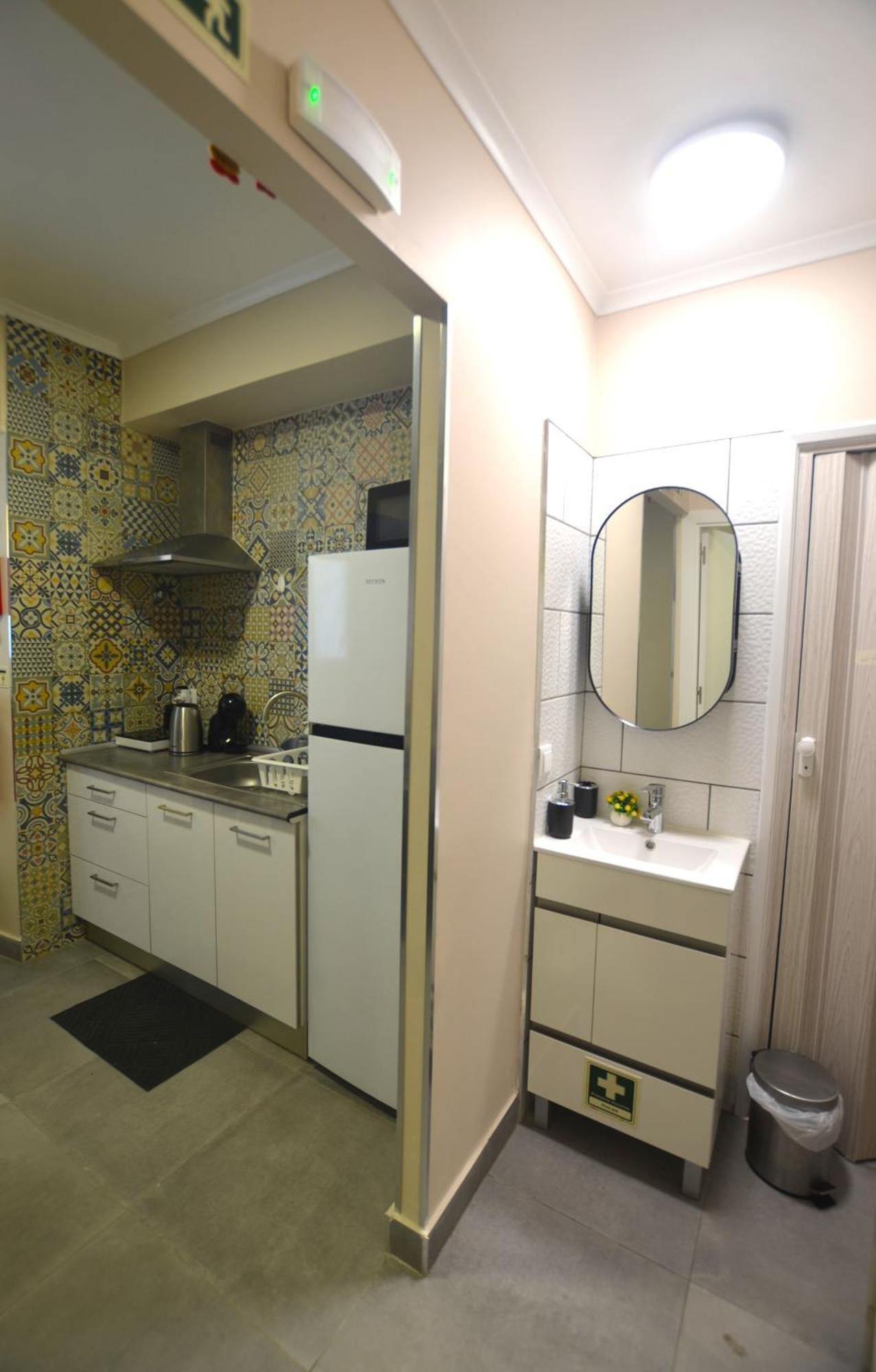 Rooms Dp 塞图巴尔 外观 照片